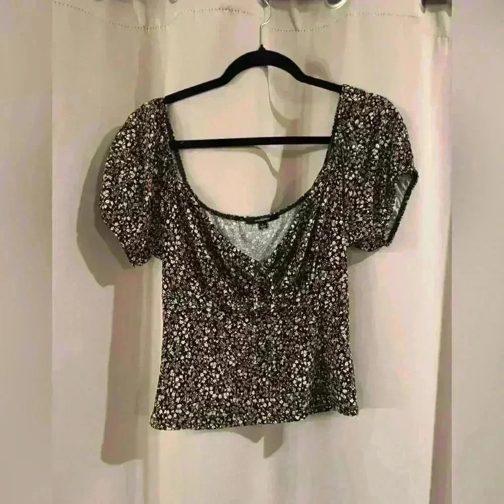 Women’s Floral Off The Shoulder Ambiance Blouse
